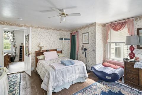 45 Forest St, Lee, MA 01238 photo 18
