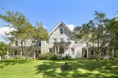45 Forest St, Lee, MA 01238 photo 1