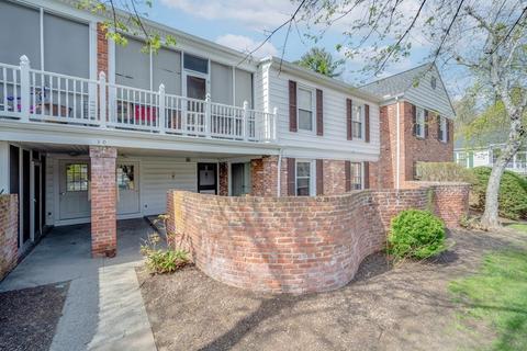 30 Halifax Ct #B, Springfield, MA 01108 photo 3