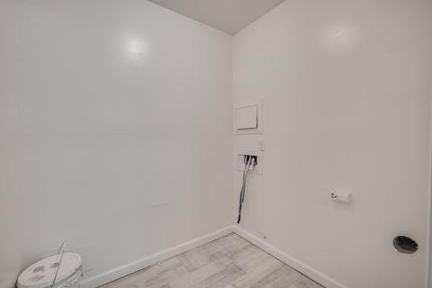 30 Halifax Ct #B, Springfield, MA 01108 photo 27