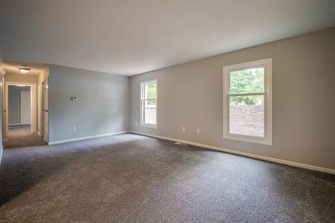 30 Halifax Ct #B, Springfield, MA 01108 photo 11