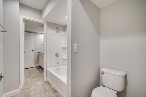 30 Halifax Ct #B, Springfield, MA 01108 photo 24