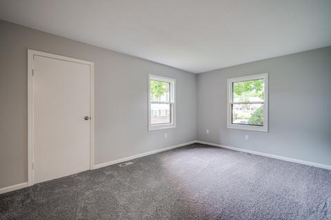 30 Halifax Ct #B, Springfield, MA 01108 photo 18