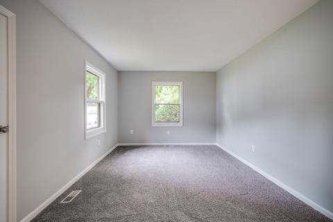 30 Halifax Ct #B, Springfield, MA 01108 photo 21