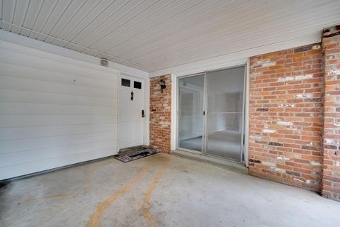 30 Halifax Ct #B, Springfield, MA 01108 photo 28