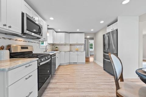 66 Poplar St, Danvers, MA 01923 photo 11