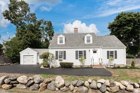 66 Poplar St, Danvers, MA 01923 photo 1