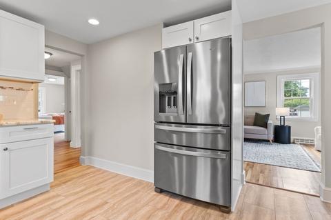 66 Poplar St, Danvers, MA 01923 photo 18