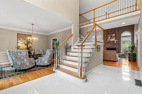 11 Pondview Ln, Reading, MA 01867 photo 6