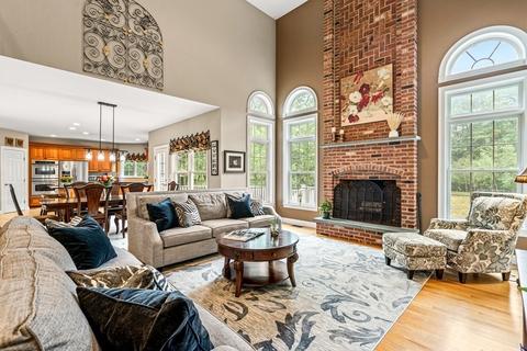 11 Pondview Ln, Reading, MA 01867 photo 10