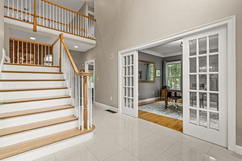 11 Pondview Ln, Reading, MA 01867 photo 5