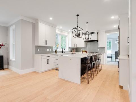 324 Greendale Ave, Needham, MA 02494 photo 2