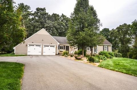 8 Keyes Rd, Berlin, MA 01503 photo 2
