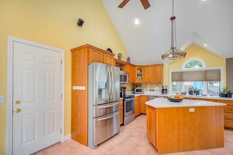 22 Maple St, Hudson, MA 01749 photo 12