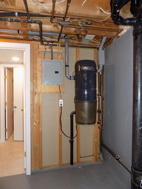 13 Delano Dr, Springfield, MA 01129 photo 40