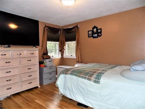 13 Delano Dr, Springfield, MA 01129 photo 32