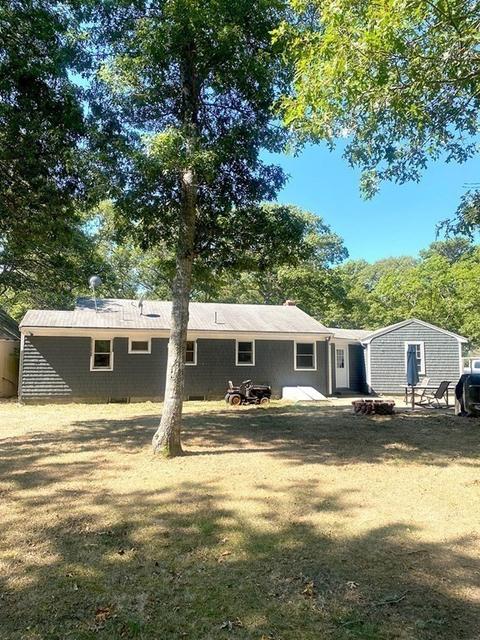 423 Bishops Ter, Barnstable, MA 02601 photo 4