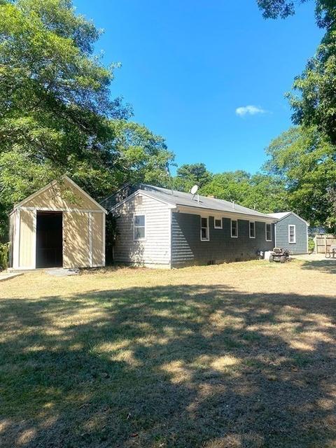 423 Bishops Ter, Barnstable, MA 02601 photo 6