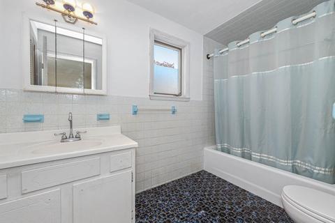 13 Trask St, Gloucester, MA 01930 photo 28