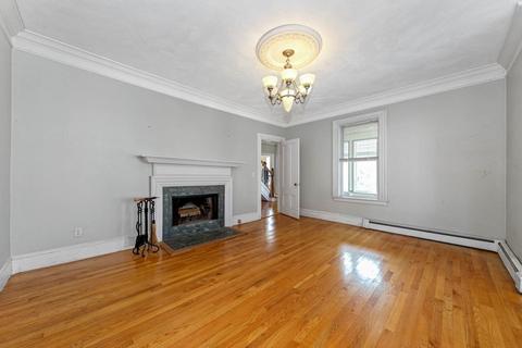 13 Trask St, Gloucester, MA 01930 photo 10