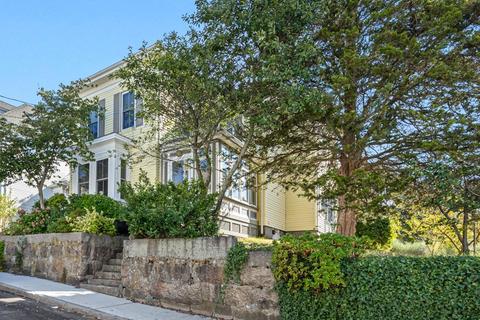 13 Trask St, Gloucester, MA 01930 photo 1