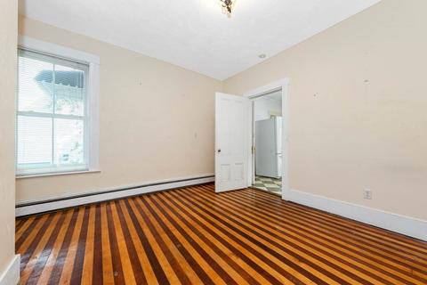 13 Trask St, Gloucester, MA 01930 photo 13