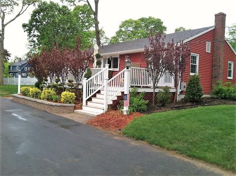2 Loretta Rd, Franklin, MA 02038 photo 1