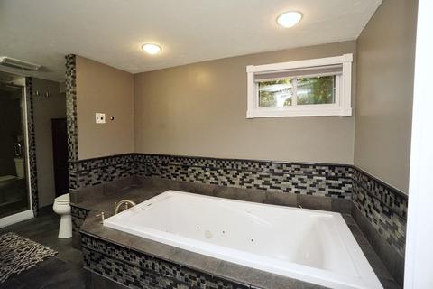 2 Loretta Rd, Franklin, MA 02038 photo 30