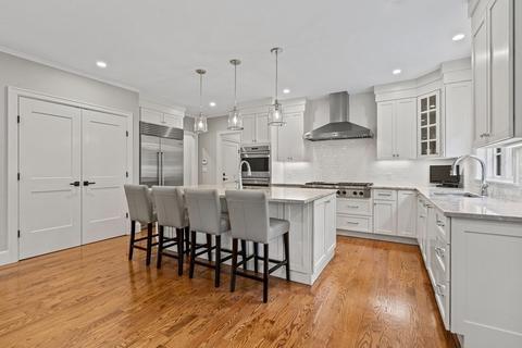 34 Willow Rd, Wellesley, MA 02482 photo 4