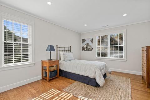 34 Willow Rd, Wellesley, MA 02482 photo 20