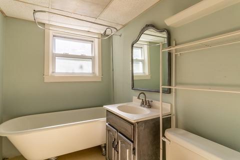 378 Walter St, Fall River, MA 02724 photo 35