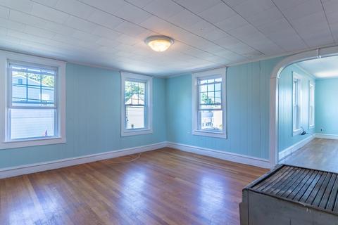 378 Walter St, Fall River, MA 02724 photo 32