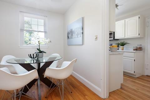 7 Lanark Rd #3, Brookline, MA 02445 photo 4