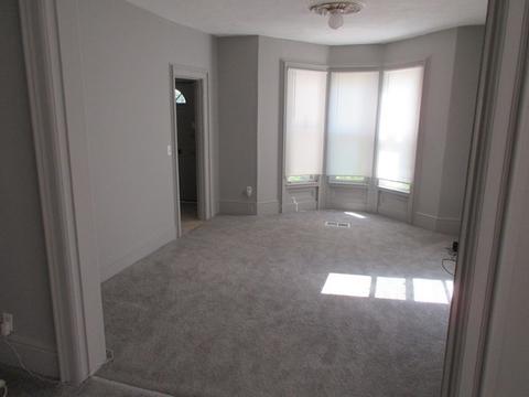 560 Union St, Springfield, MA 01109 photo 7
