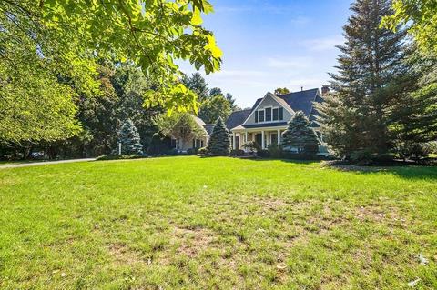 4 Lamb Ln, Canton, MA 02021 photo 2