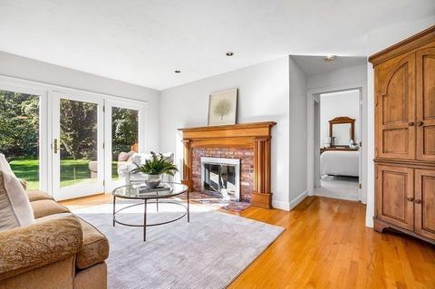 4 Lamb Ln, Canton, MA 02021 photo 8