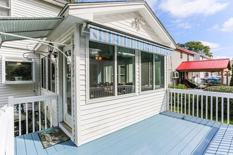 96 Wheeler Ave, Springfield, MA 01118 photo 28