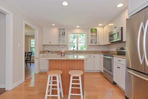 35 Pine Hill Dr, Walpole, MA 02081 photo 17
