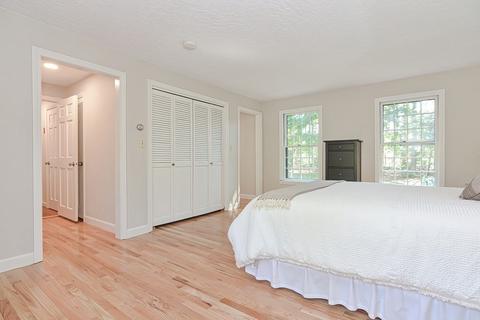 35 Pine Hill Dr, Walpole, MA 02081 photo 23