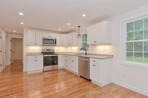 146 E Main St, Norton, MA 02766 photo 5