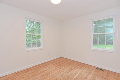 146 E Main St, Norton, MA 02766 photo 8