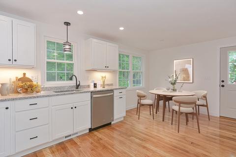146 E Main St, Norton, MA 02766 photo 4