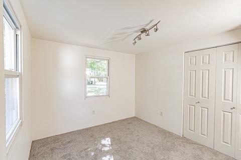 39 Scenic Ave, Webster, MA 01570 photo 12