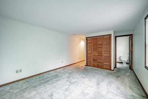 76 Fair Oak Rd, Springfield, MA 01128 photo 24