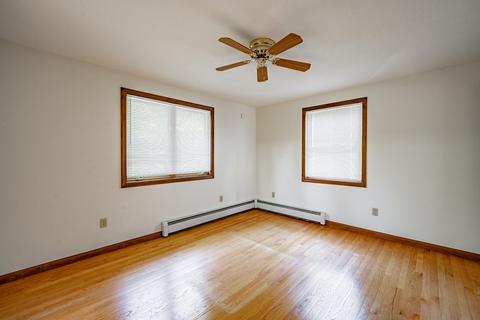76 Fair Oak Rd, Springfield, MA 01128 photo 10