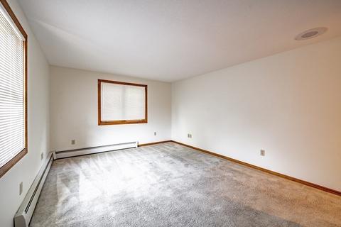 76 Fair Oak Rd, Springfield, MA 01128 photo 22