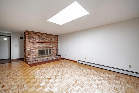 76 Fair Oak Rd, Springfield, MA 01128 photo 12