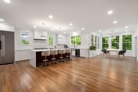 463 South St, Needham, MA 02492 photo 3
