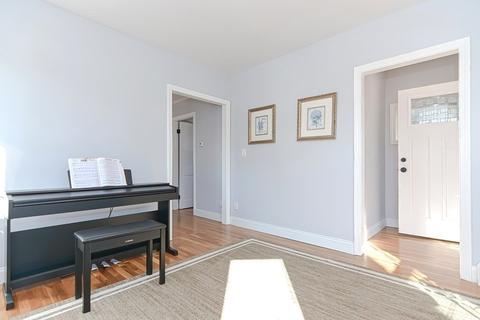186 Tower St, Fall River, MA 02724 photo 15