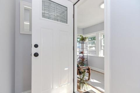 186 Tower St, Fall River, MA 02724 photo 16
